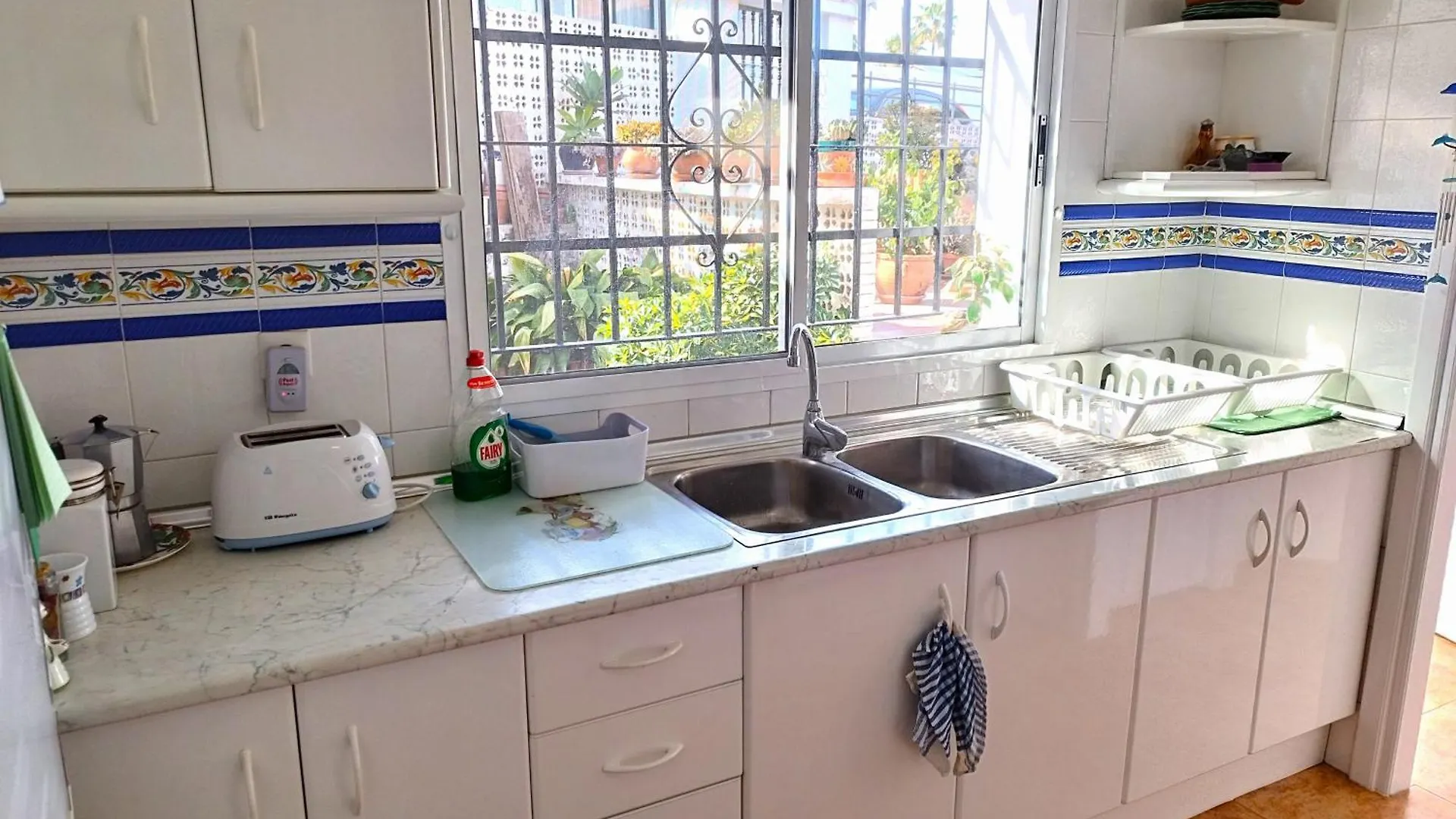 Evans Realty Al Villa & Piscina & Garaje & Playa Fuengirola 0*,  Spain
