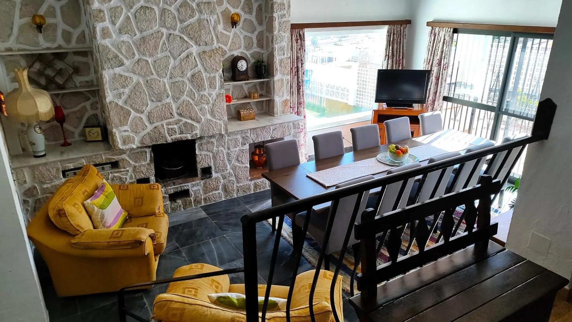 Evans Realty Al Villa & Piscina & Garaje & Playa Fuengirola 0*,  Spain