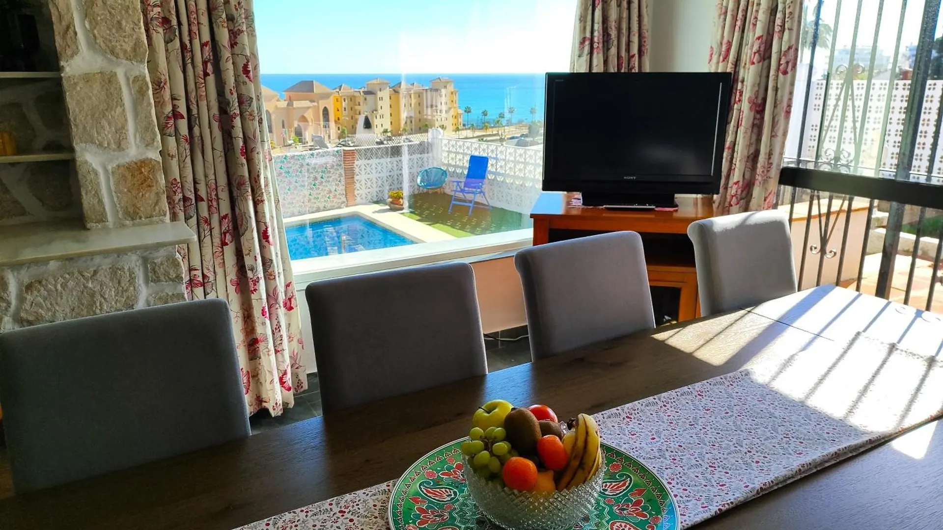 Evans Realty Al Villa & Piscina & Garaje & Playa Fuengirola 0*,  Spain